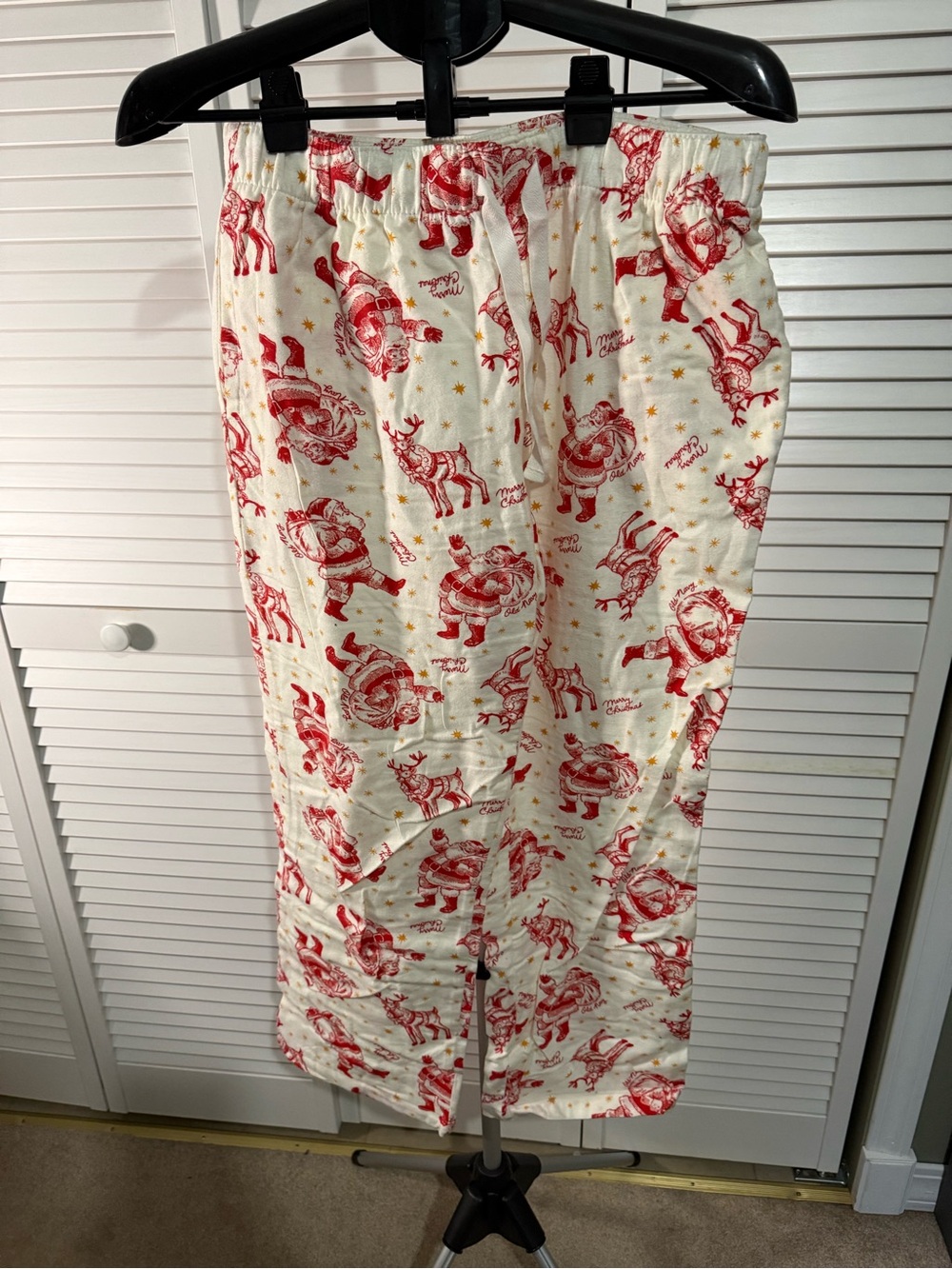 Old Navy Christmas Size Medium Like New pajamas never worn.